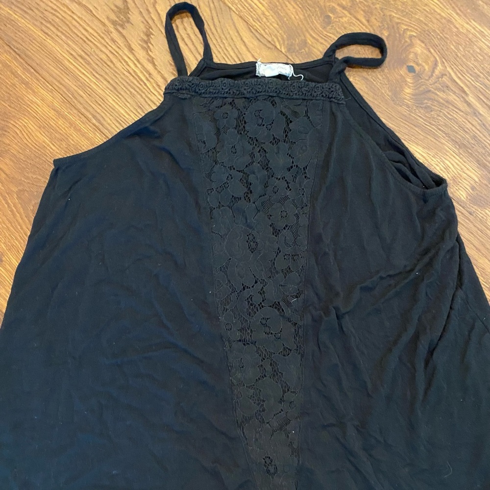 Flowy Tank